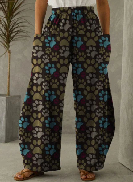 Stylische weite Hose mit Hundepfoten-Print